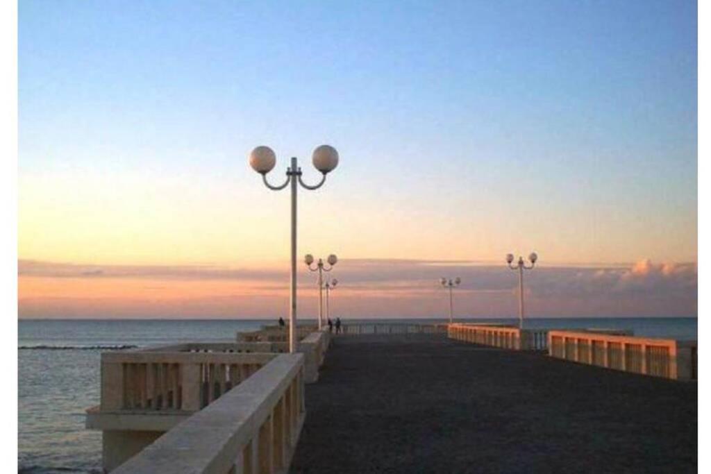 شقة ليدو دي أوستيا  في Cosy Studio Flat On The Seaside المظهر الخارجي الصورة